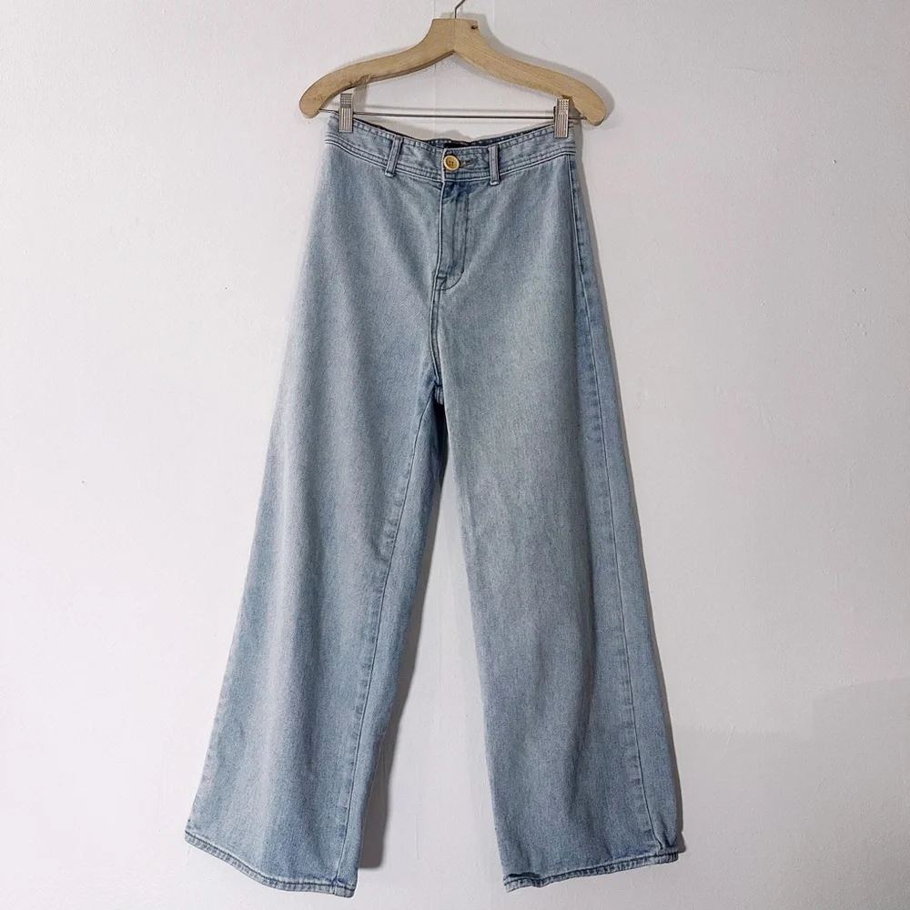Urban Outfitters BDG Wide Leg Jeans Light Wash High Waisted